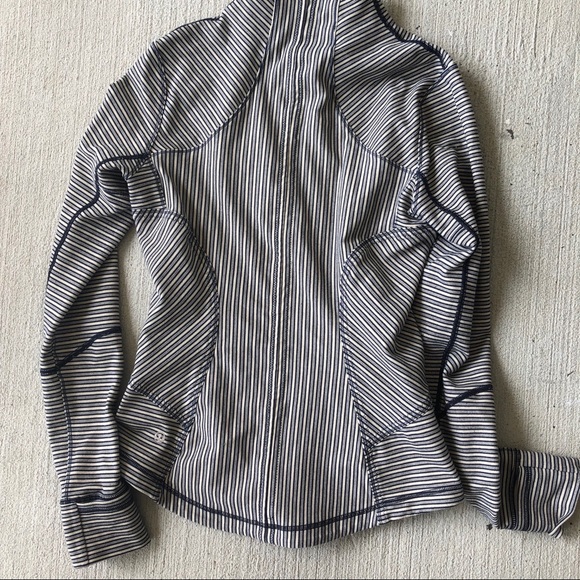 SOLD - Picture 4 of 8